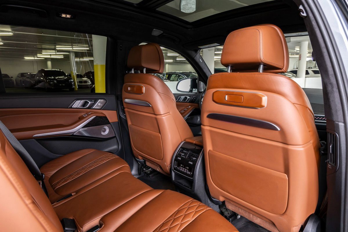 Certified 2025 BMW X7 M60i image 31