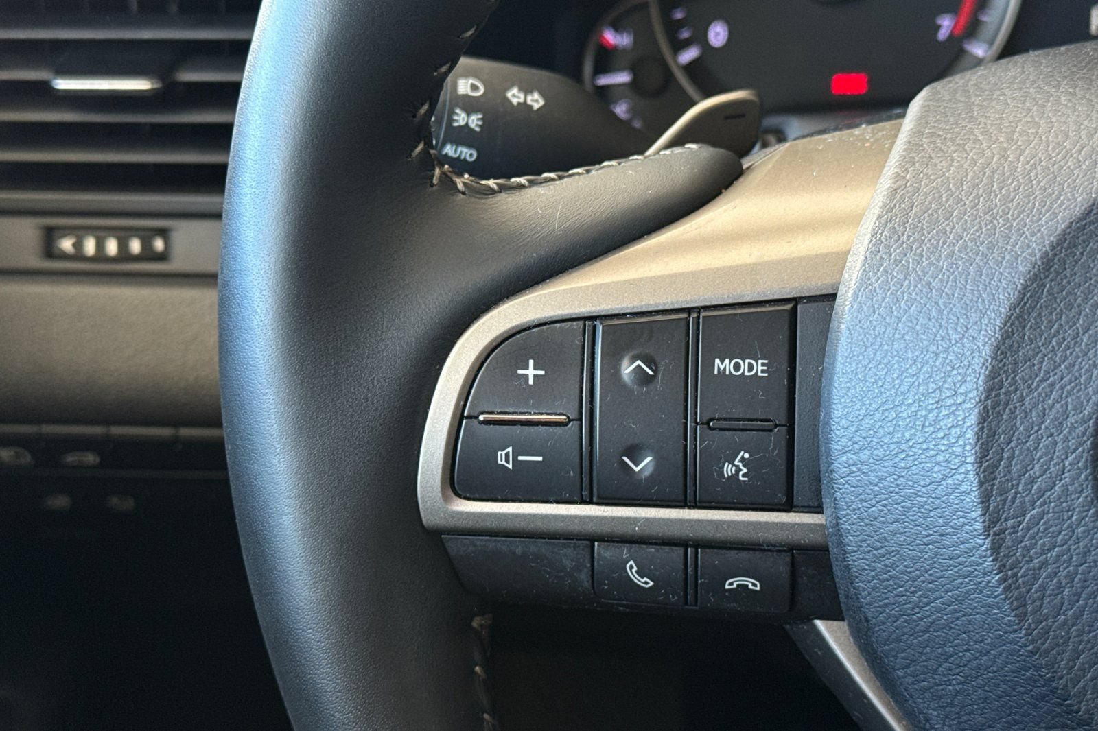 Used 2022 Lexus RX 350 FWD w/ Premium Package image 26