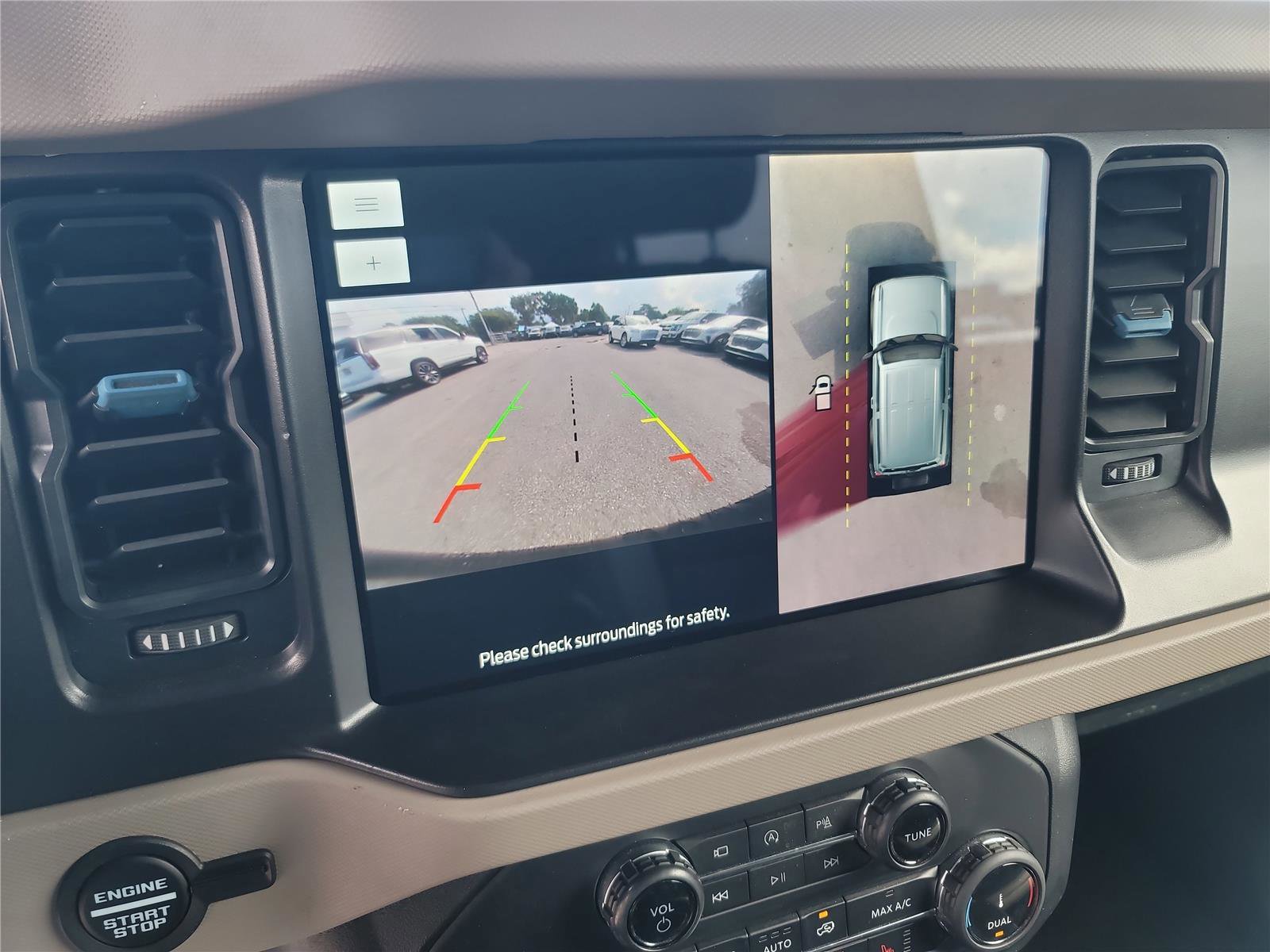 Used 2022 Ford Bronco Wildtrak image 17