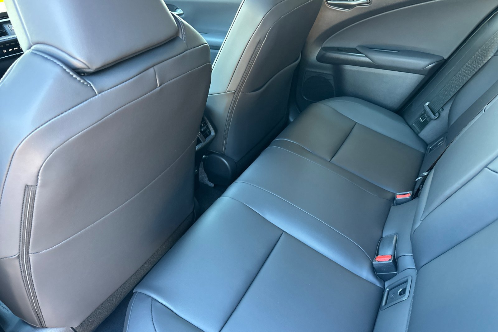 New 2026 Lexus UX 300h FWD image 12