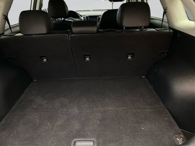 Used 2017 Kia Niro EX image 12