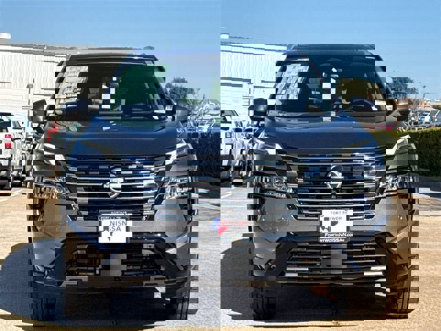 New 2026 Nissan Rogue Platinum w/ Tech Package image 3