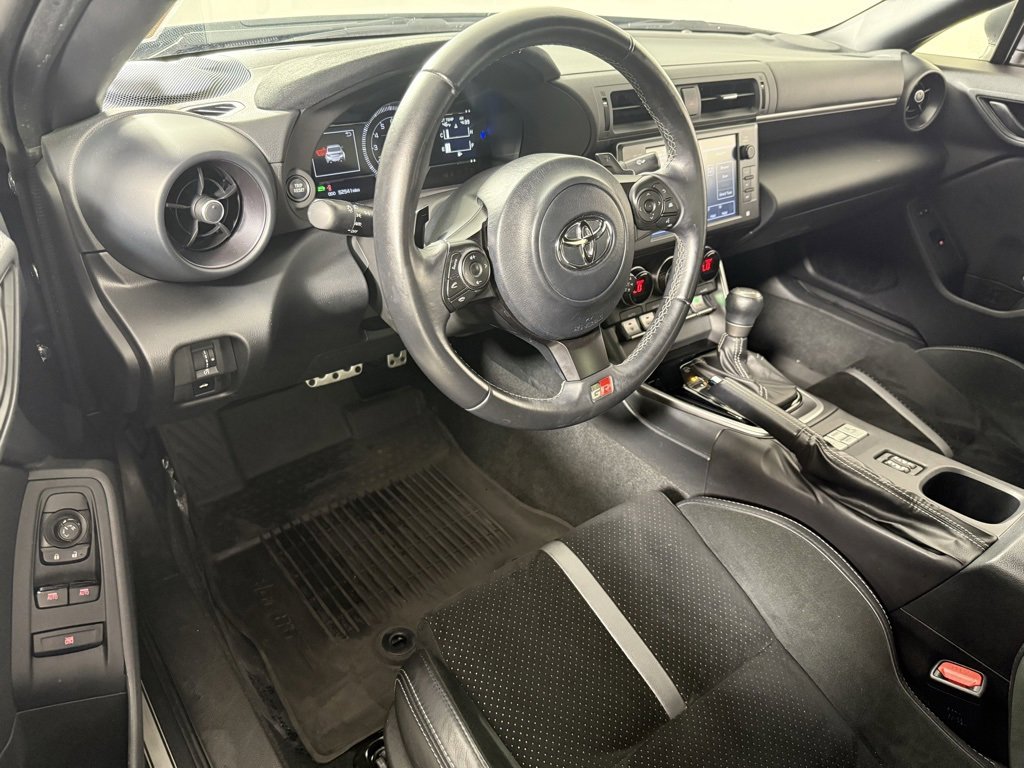 Used 2023 Toyota GR86 Premium w/ ALL Weather Mat Package (TMS) image 7