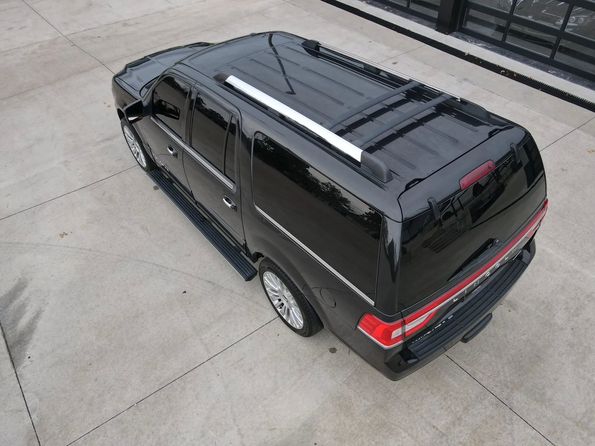 Used 2015 Lincoln Navigator L 4WD w/ Equipment Group 101A Reserve image 61