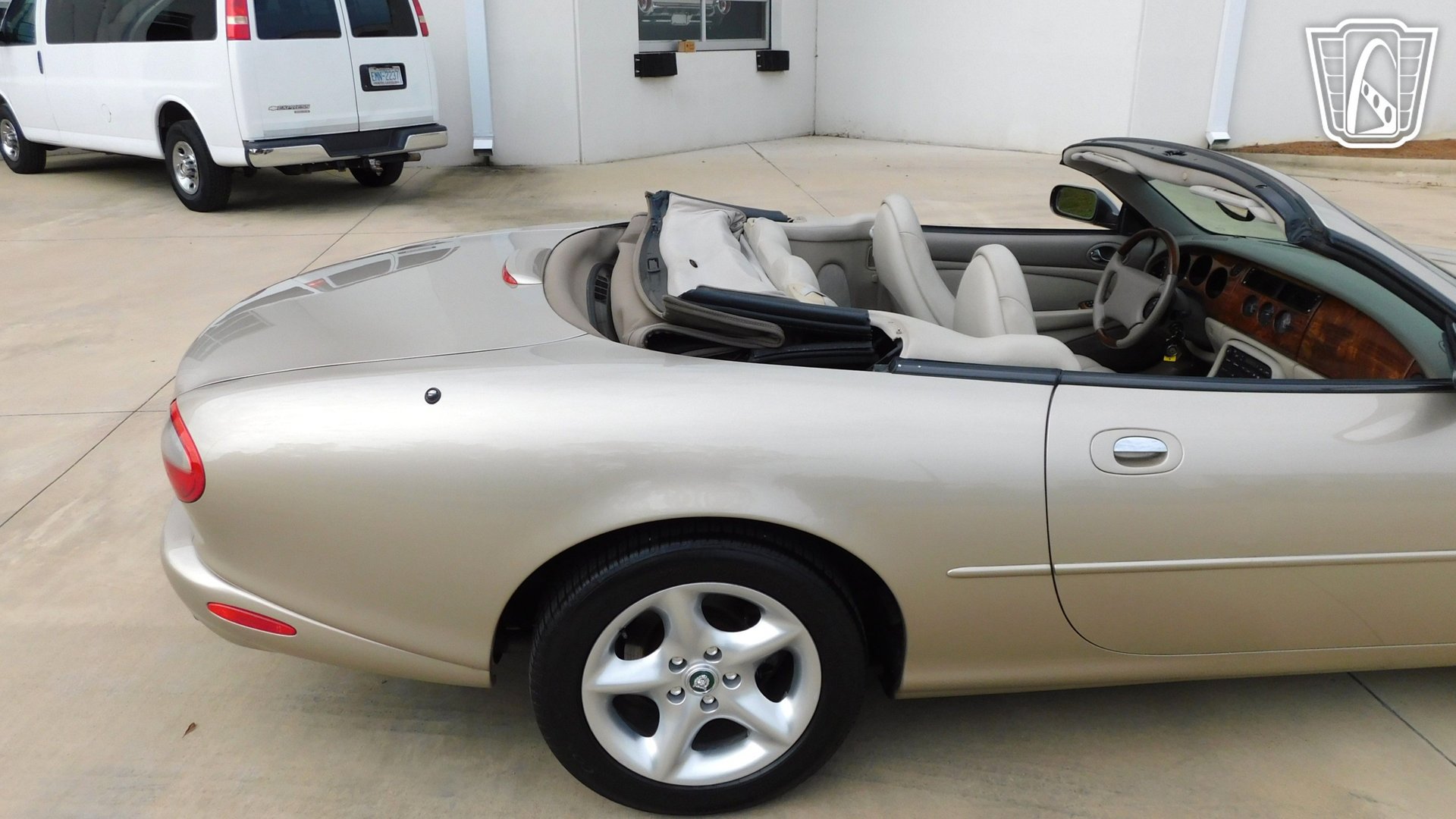 Used 2000 Jaguar XK8 Convertible RWD image 28