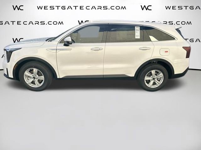 New 2026 Kia Sorento LX FWD image 4