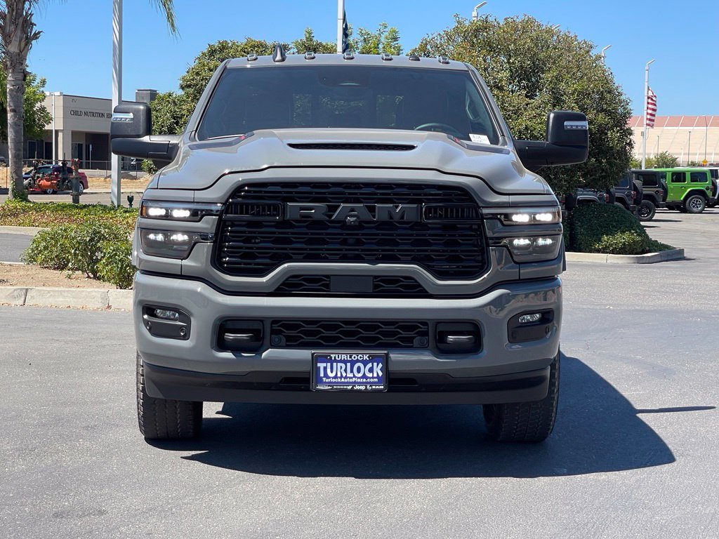 New 2026 RAM 2500 Limited AWD/4WD image 2