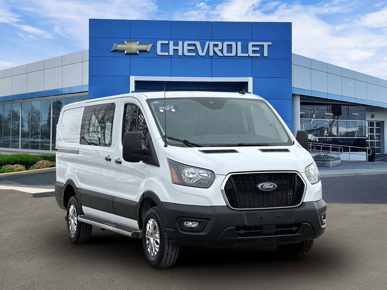 Used 2024 Ford Transit 250 Low Roof w/ Exterior Upgrade Package image 6