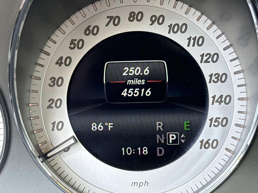 Used 2015 Mercedes-Benz GLK 350 2WD image 34