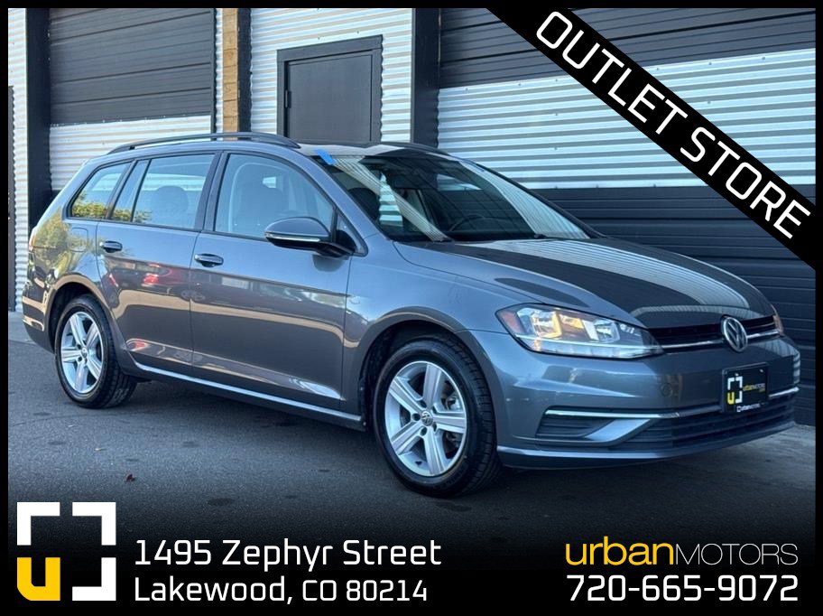 Used 2018 Volkswagen Golf SE