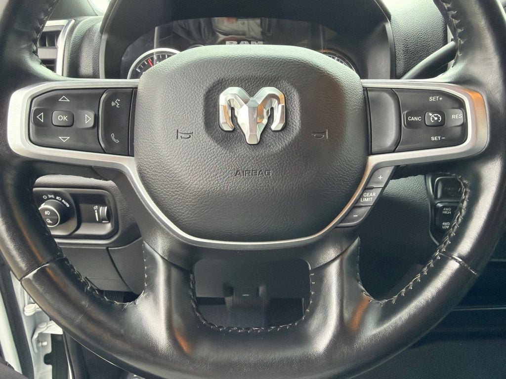 Used 2024 RAM 3500 Big Horn AWD/4WD image 18