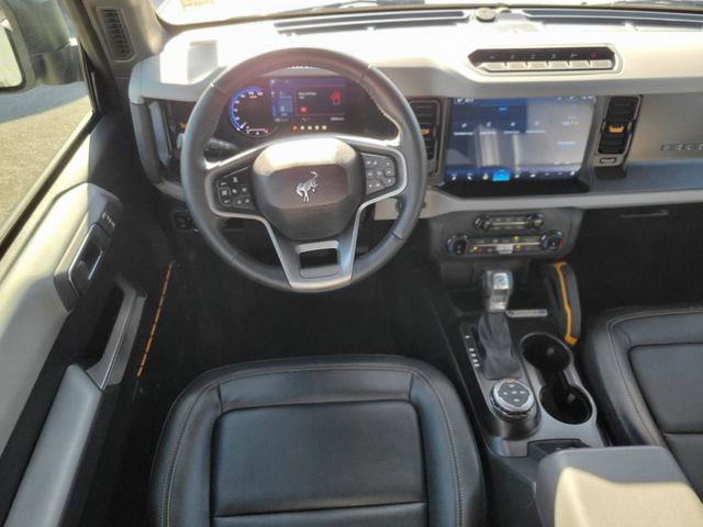 Used 2022 Ford Bronco Badlands image 12