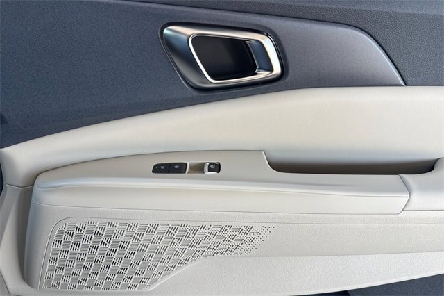 New 2026 Kia Carnival EX image 21