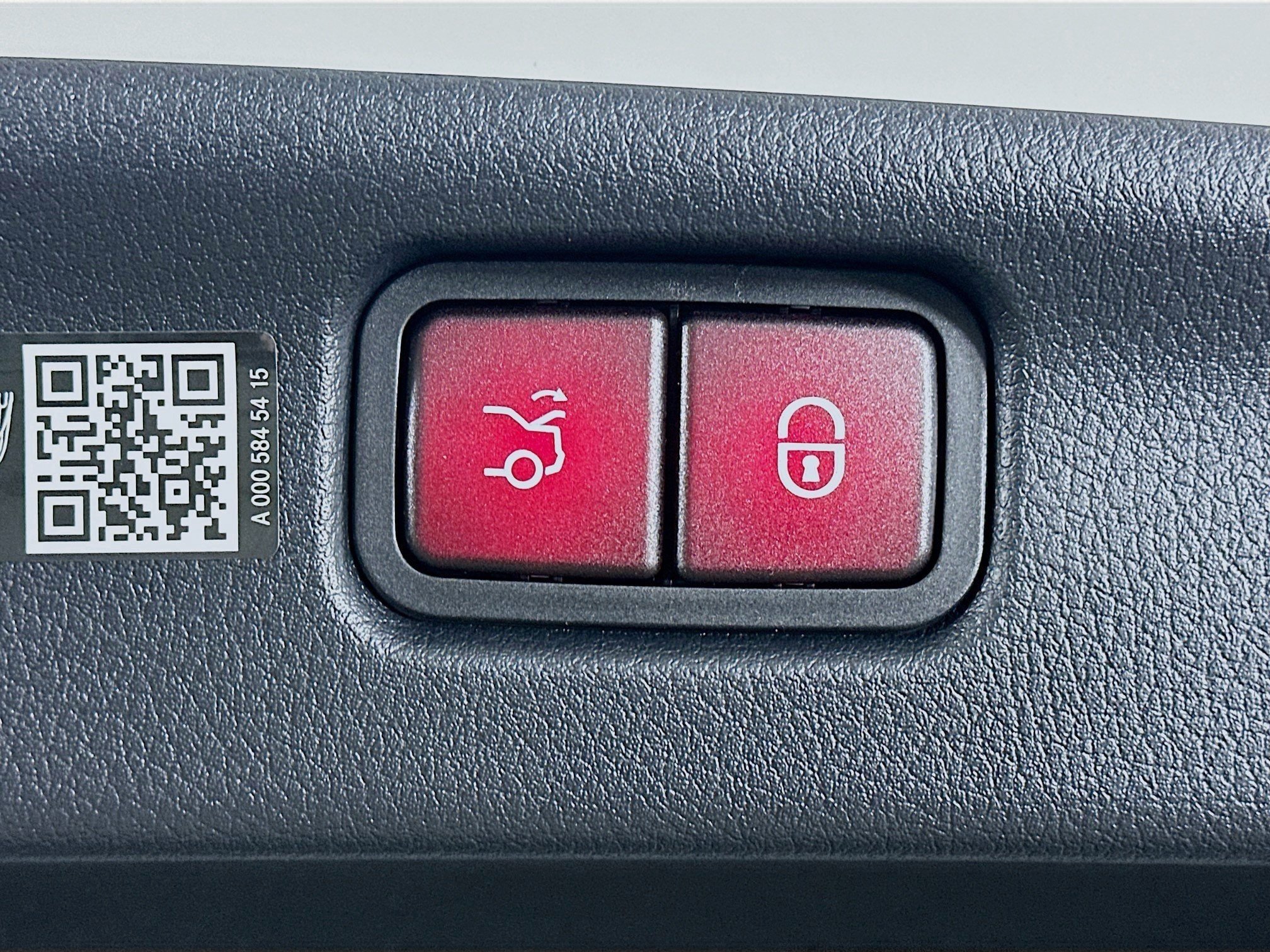 Certified 2026 Mercedes-Benz C 300 4MATIC Sedan image 35