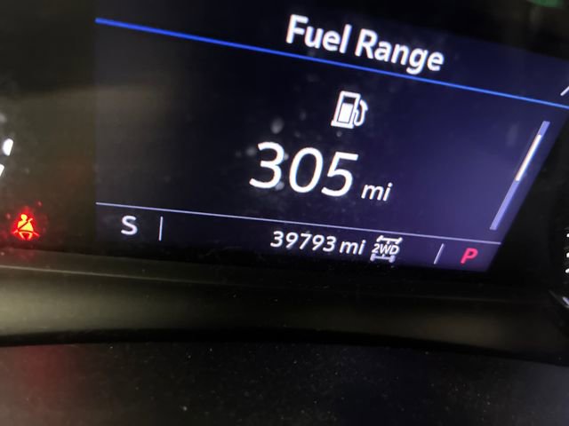 Used 2022 Cadillac XT5 Premium Luxury AWD/4WD image 17