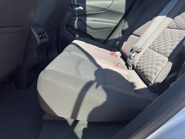 Used 2018 Chevrolet Equinox LT w/ LT True North Edition AWD/4WD image 8