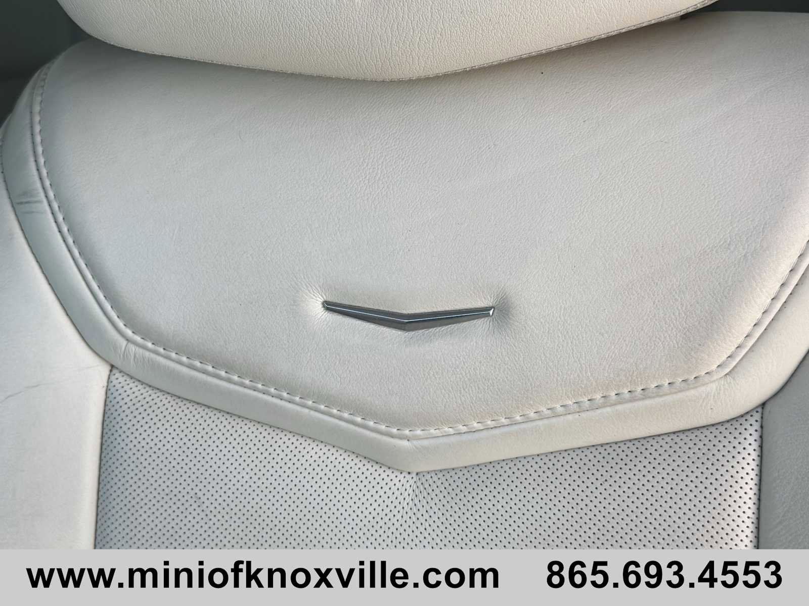 Used 2017 Cadillac XT5 Luxury w/ Driver Awareness Package image 11