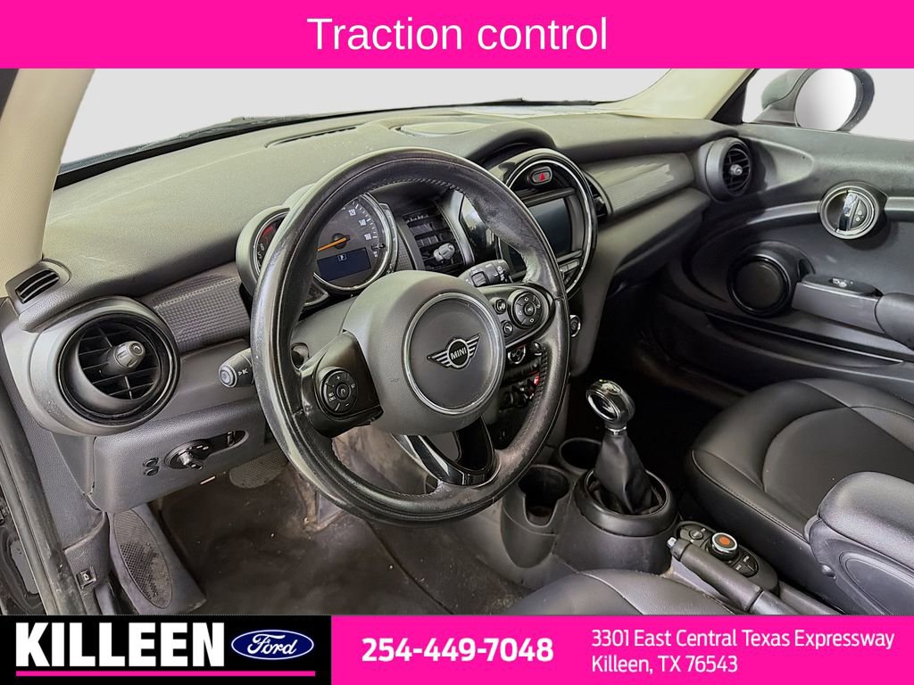 Used 2019 MINI Cooper 2-Door Hardtop w/ Signature Upholstery Package FWD image 6