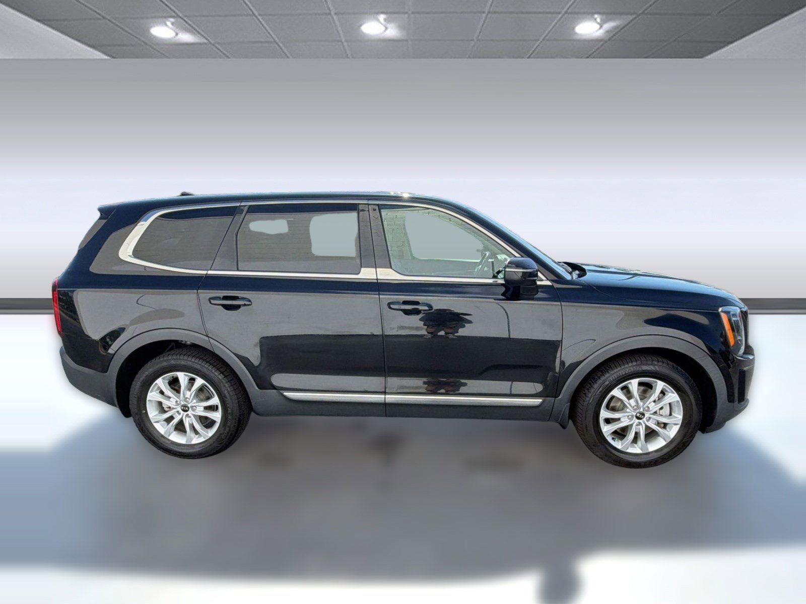 Used 2020 Kia Telluride LX FWD image 7