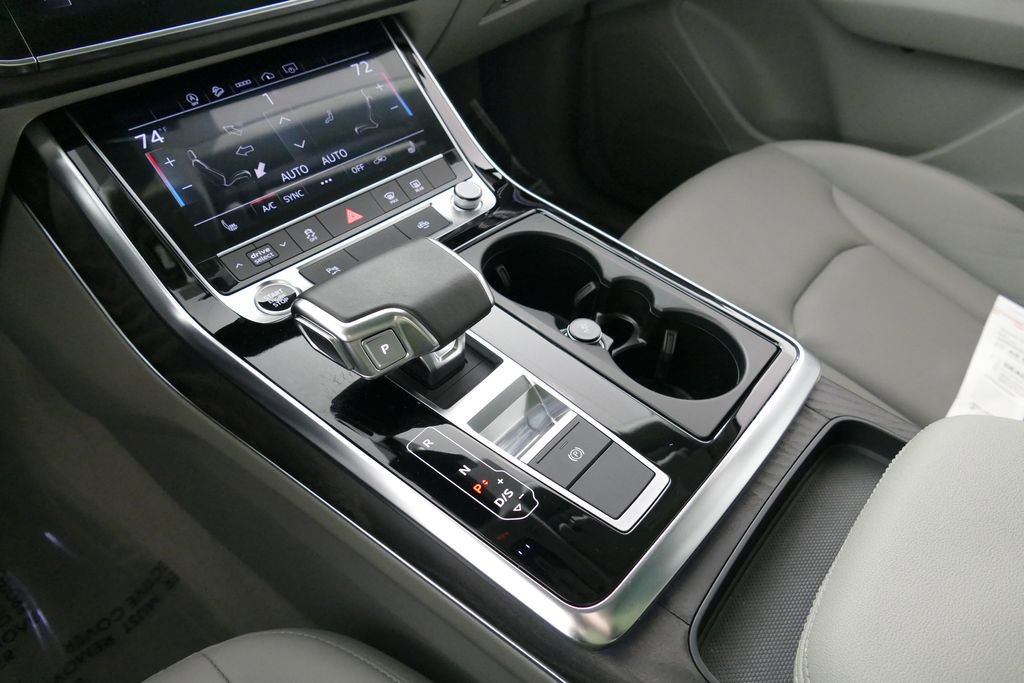 Used 2023 Audi Q7 3.0T Premium image 12