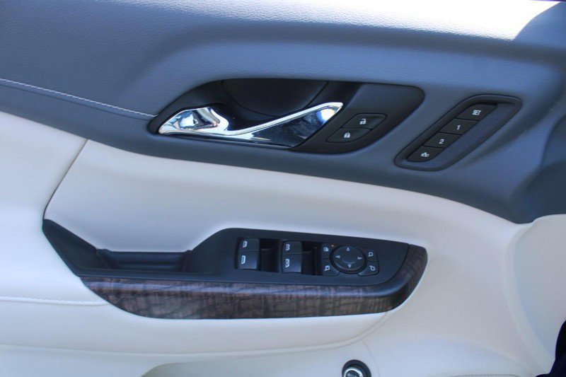 Certified 2023 GMC Acadia Denali w/ Denali Technology Package image 10