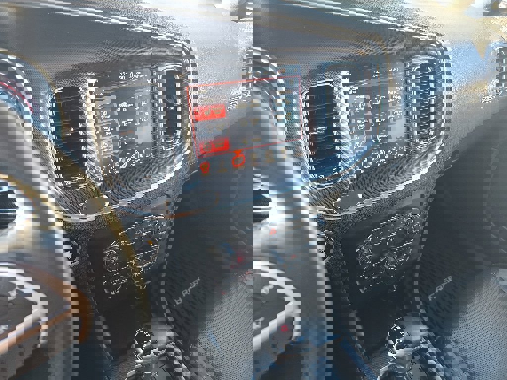 Used 2016 Dodge Charger SXT w/ AWD Plus Group image 10