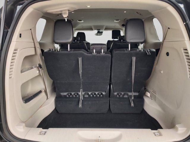 Used 2023 Chrysler Pacifica Touring-L FWD image 33