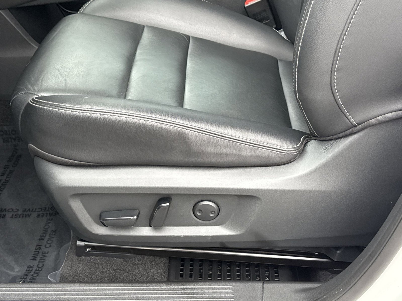 Used 2023 Nissan Rogue SL w/ SL Premium Package image 14