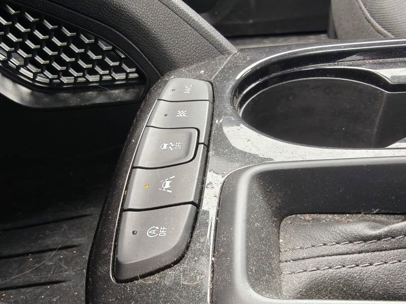 Used 2023 Chevrolet TrailBlazer LS image 18