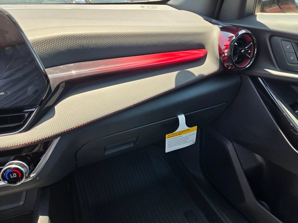 Certified 2026 Chevrolet Equinox RS w/ LPO, Floor Liner Package FWD image 27