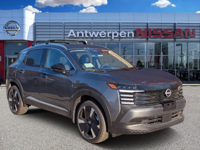 New 2026 Nissan Kicks SR w/ Cold Weather Package