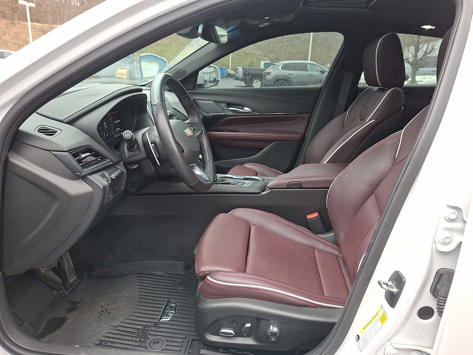 Used 2023 Cadillac CT4 Sport w/ Technology Package image 13