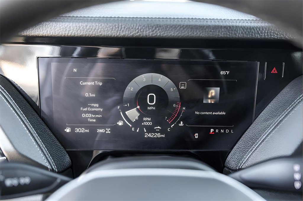 Used 2025 GMC Yukon XL Denali image 11