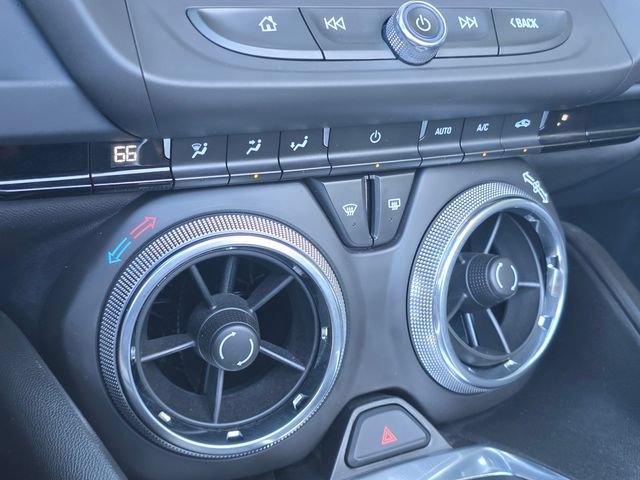 Used 2023 Chevrolet Camaro LT w/ Technology Package RWD image 26