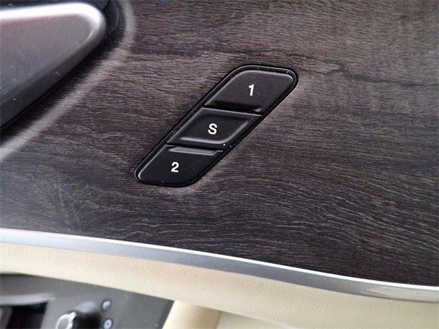 Used 2021 Jeep Grand Cherokee L Limited image 2