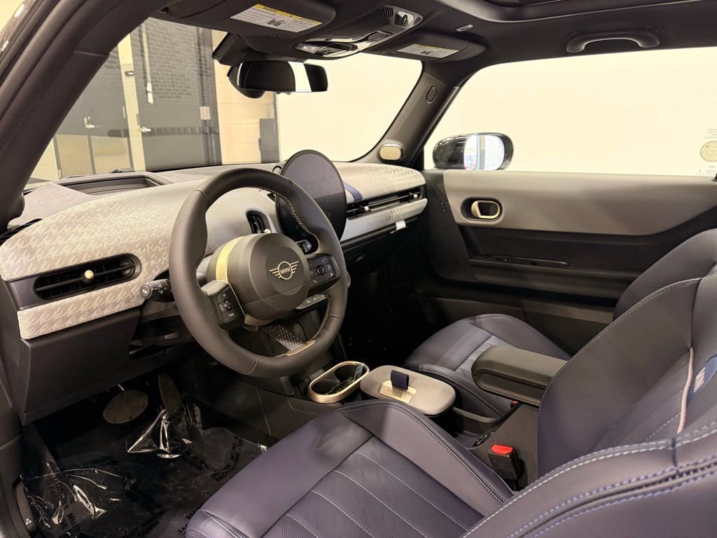 Used 2025 MINI Cooper S FWD image 11