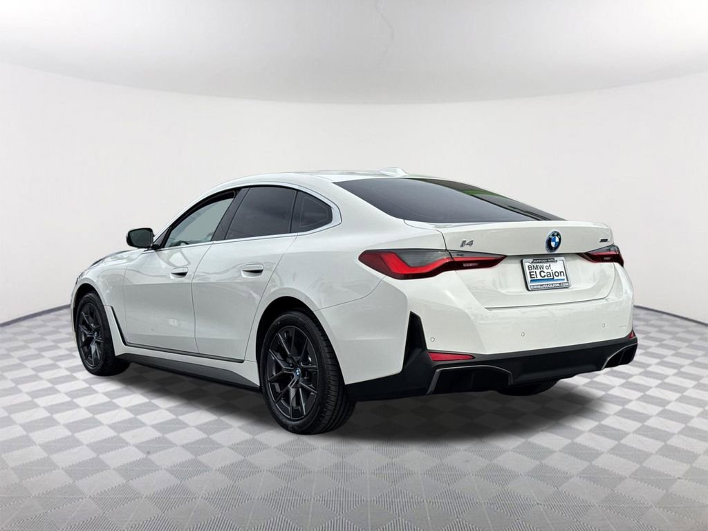 Used 2024 BMW i4 eDrive35 w/ Convenience Package image 28