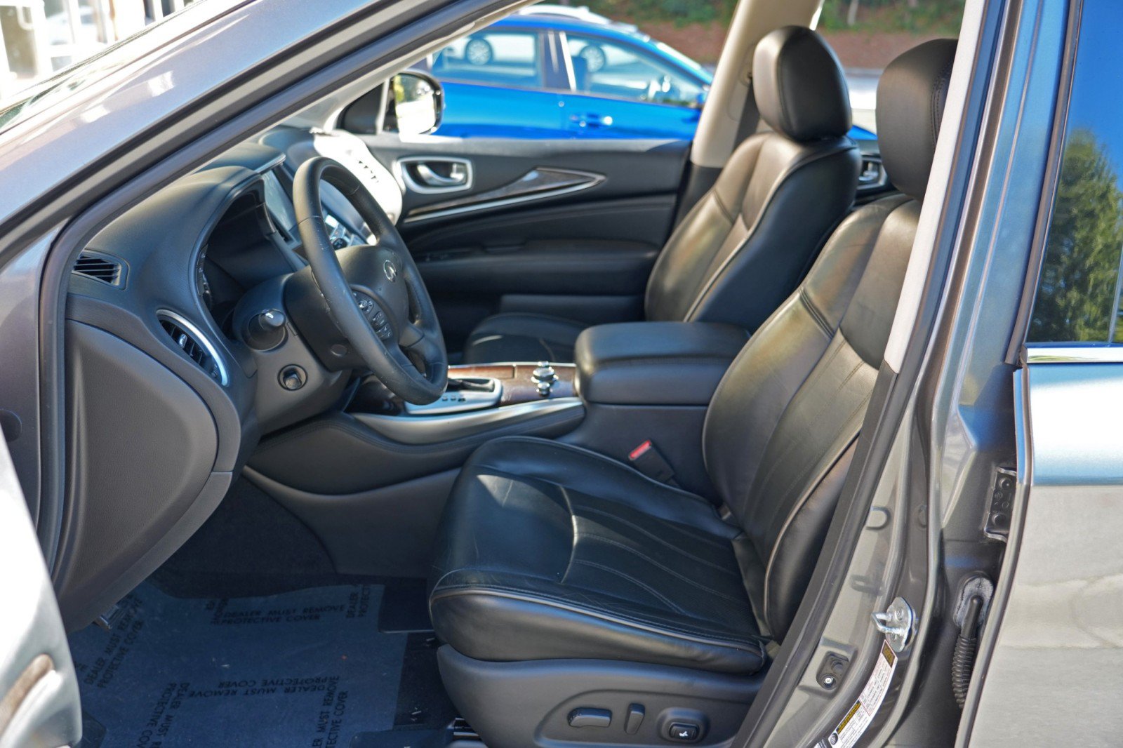 Used 2015 INFINITI QX60 FWD w/ Premium Plus Package image 16