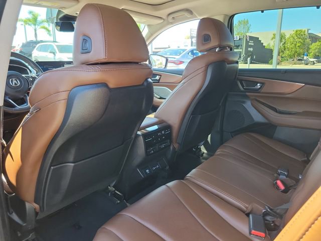 Used 2024 Acura MDX SH-AWD w/ Technology Package image 16