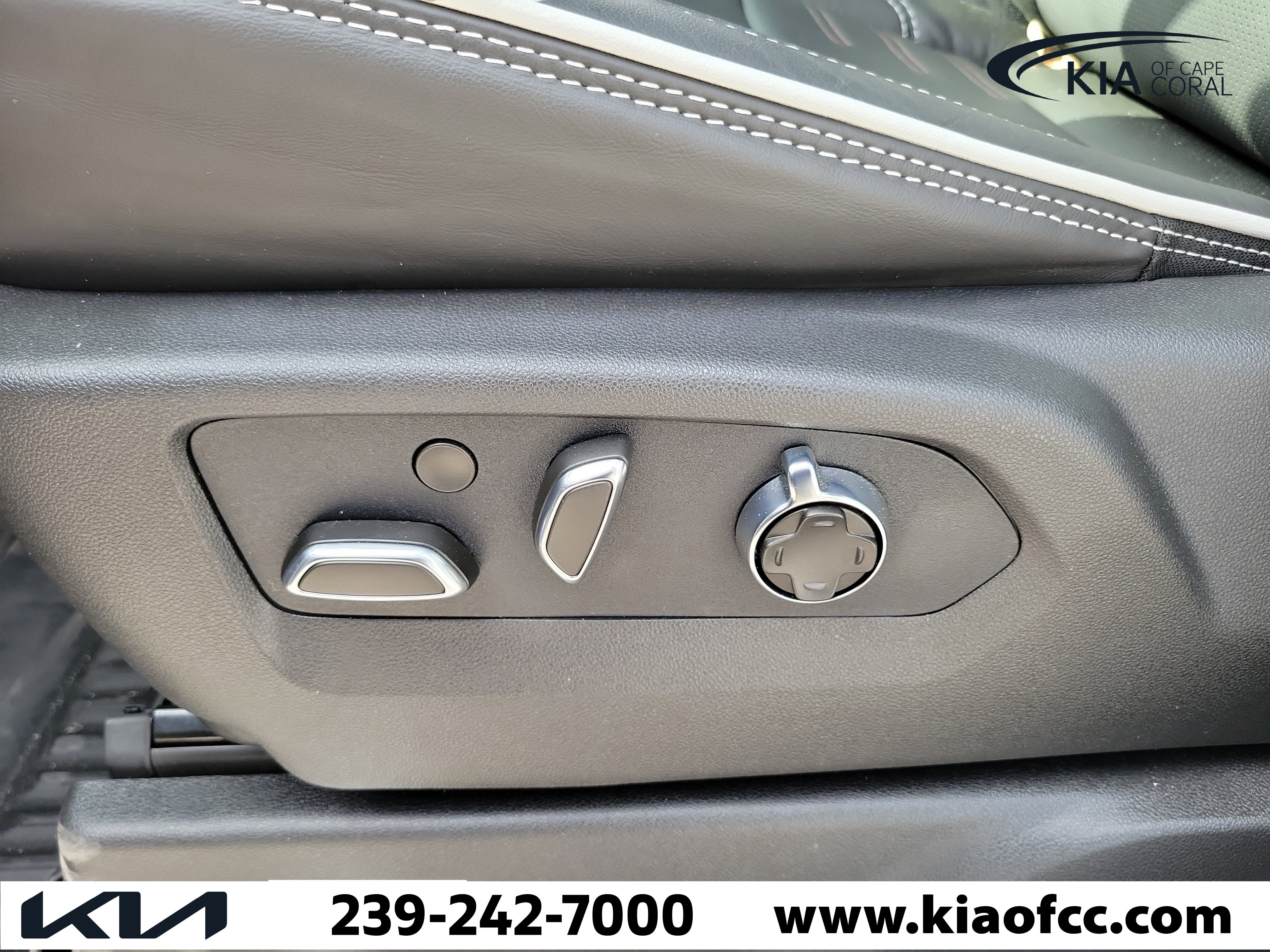 Used 2026 GMC Sierra 2500 AT4X AWD/4WD image 23