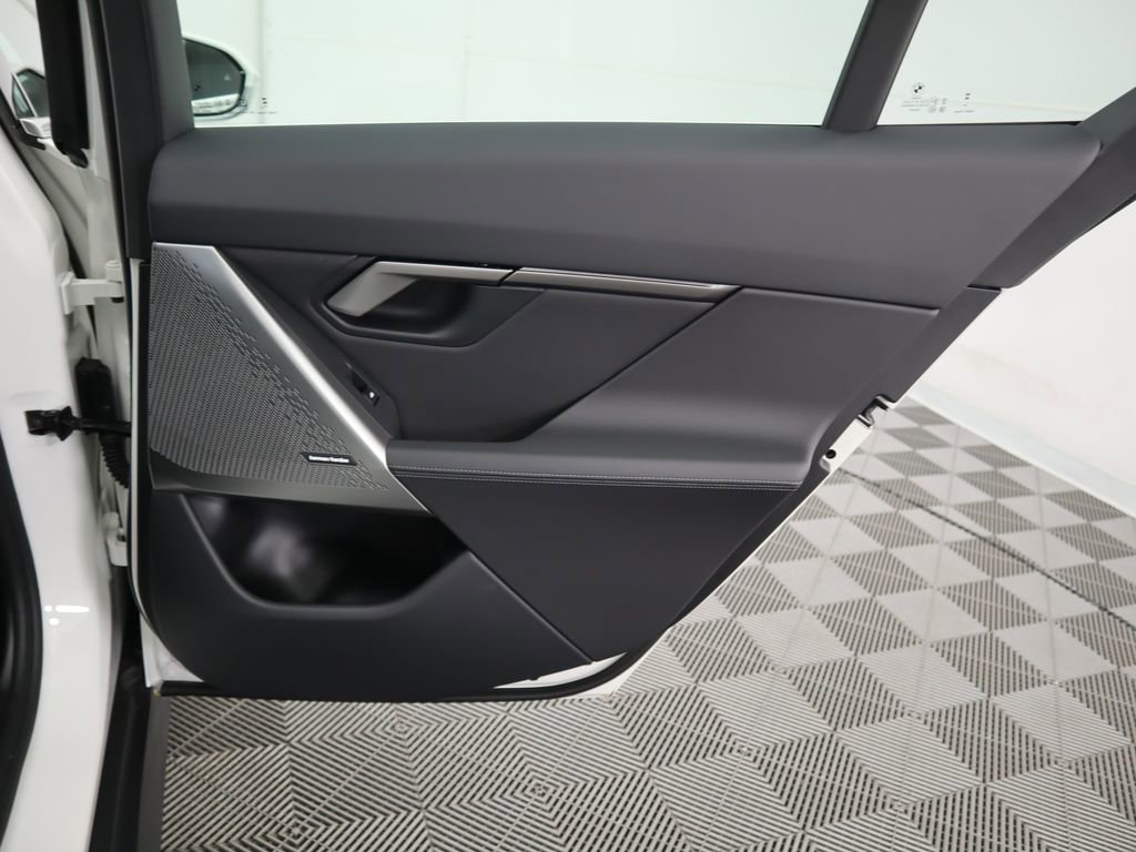 Certified 2025 BMW 530i 530i image 29