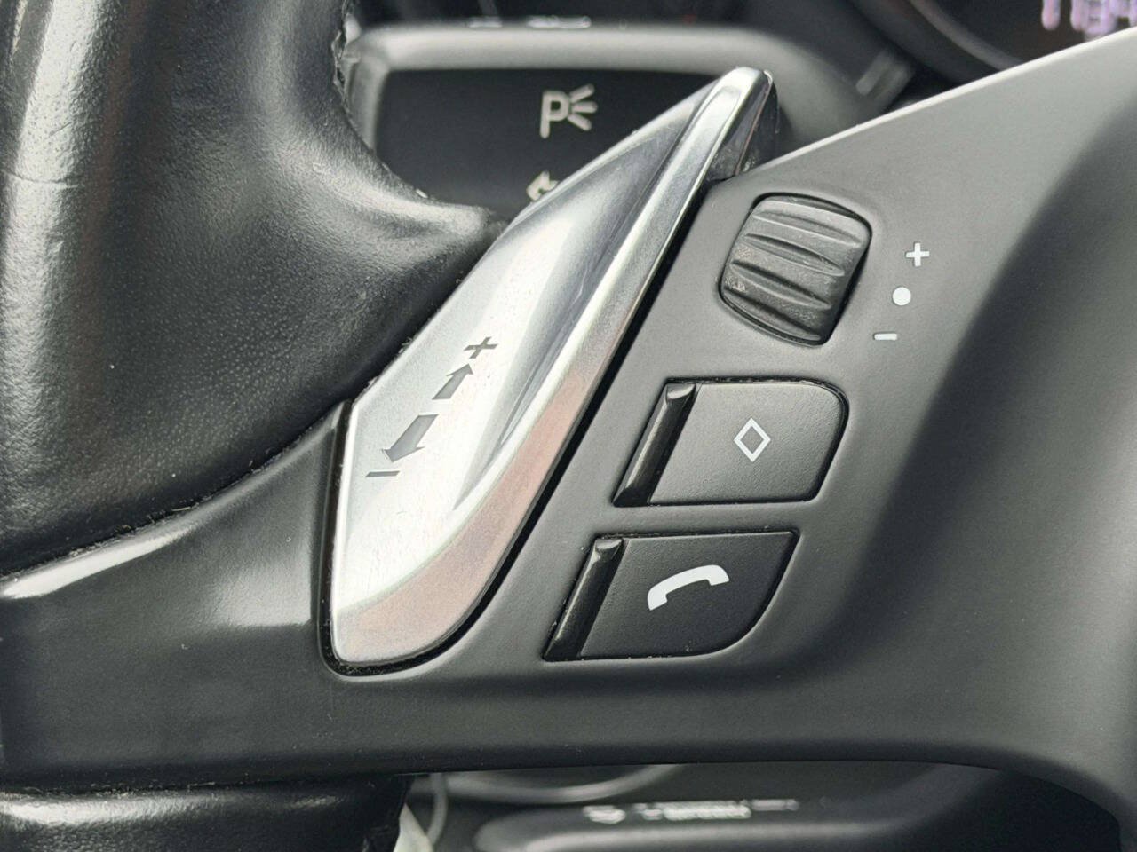Used 2016 Porsche Panamera 4 Edition AWD/4WD image 11