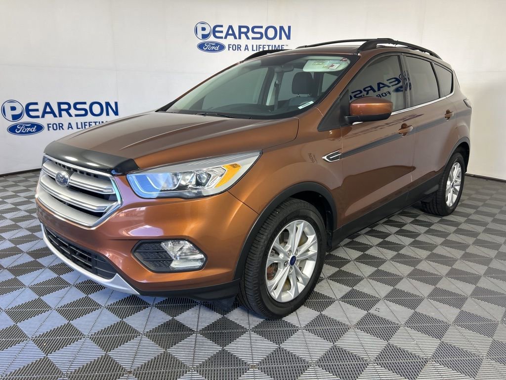 Used 2017 Ford Escape SE w/ Equipment Group 201A