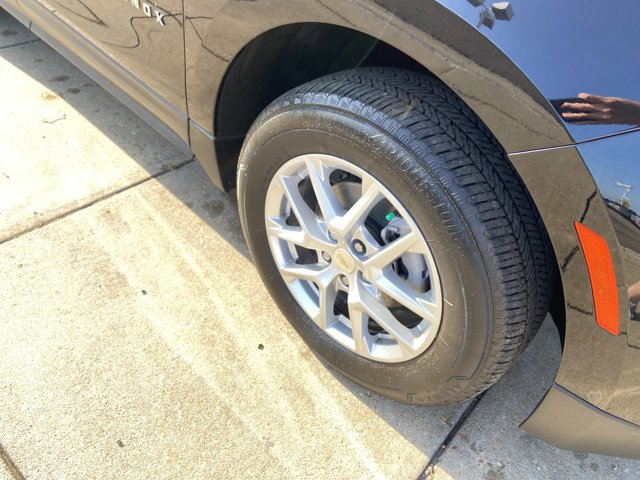 Used 2024 Chevrolet Equinox LT image 32