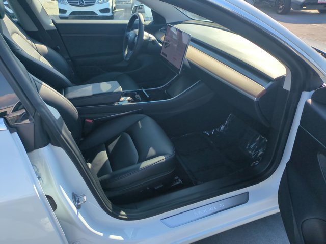 Used 2020 Tesla Model 3 Standard Range Plus RWD image 23