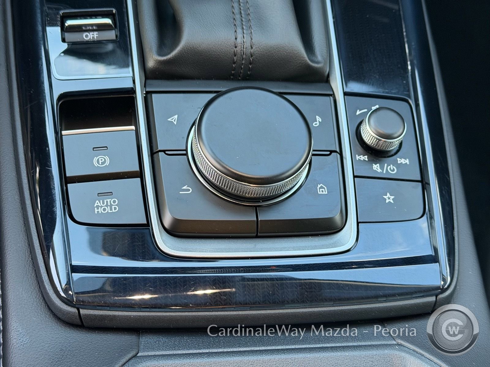 Certified 2025 MAZDA CX-30 AWD 2.5 S w/ Select Sport Pkg image 30