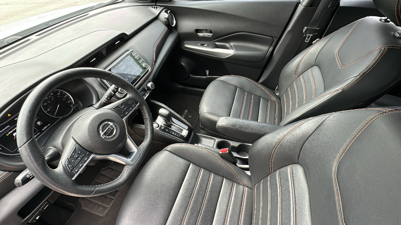 Used 2018 Nissan Kicks SR w/ Premium Package image 21