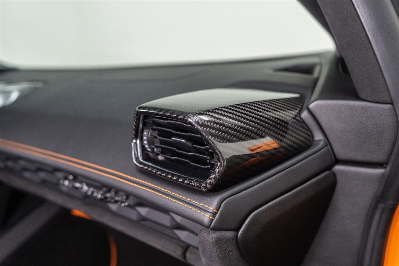Used 2017 Lamborghini Huracan LP 610-4 AWD/4WD image 45