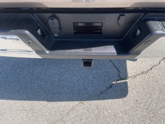Used 2021 Ford F150 XLT w/ Equipment Group 301A Mid AWD/4WD image 13