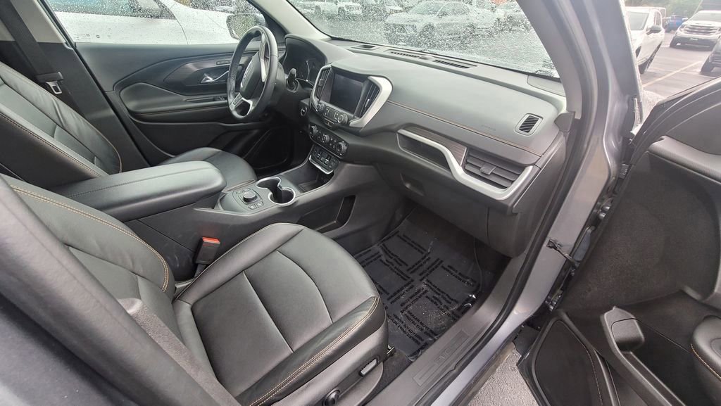 Used 2021 GMC Terrain SLT FWD image 3